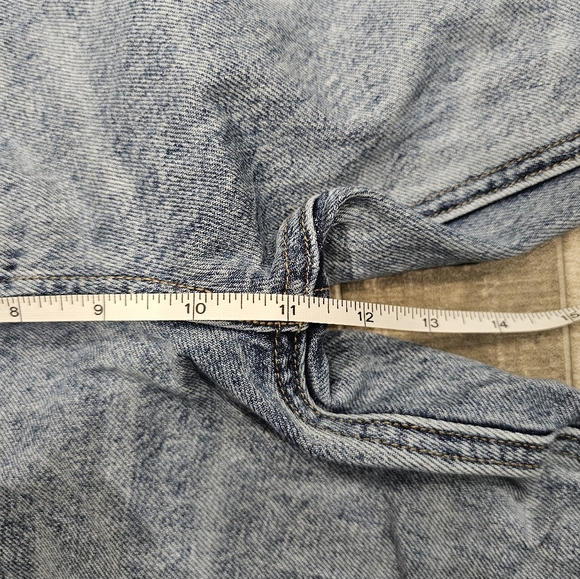 Vervet Women's Jeans - Picture 11 of 13